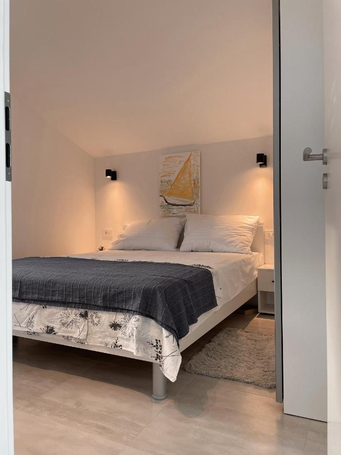 Apartment Seagreen Retreat Peruski ภายนอก รูปภาพ