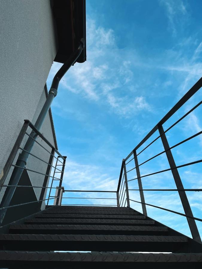 Apartment Seagreen Retreat Peruski ภายนอก รูปภาพ